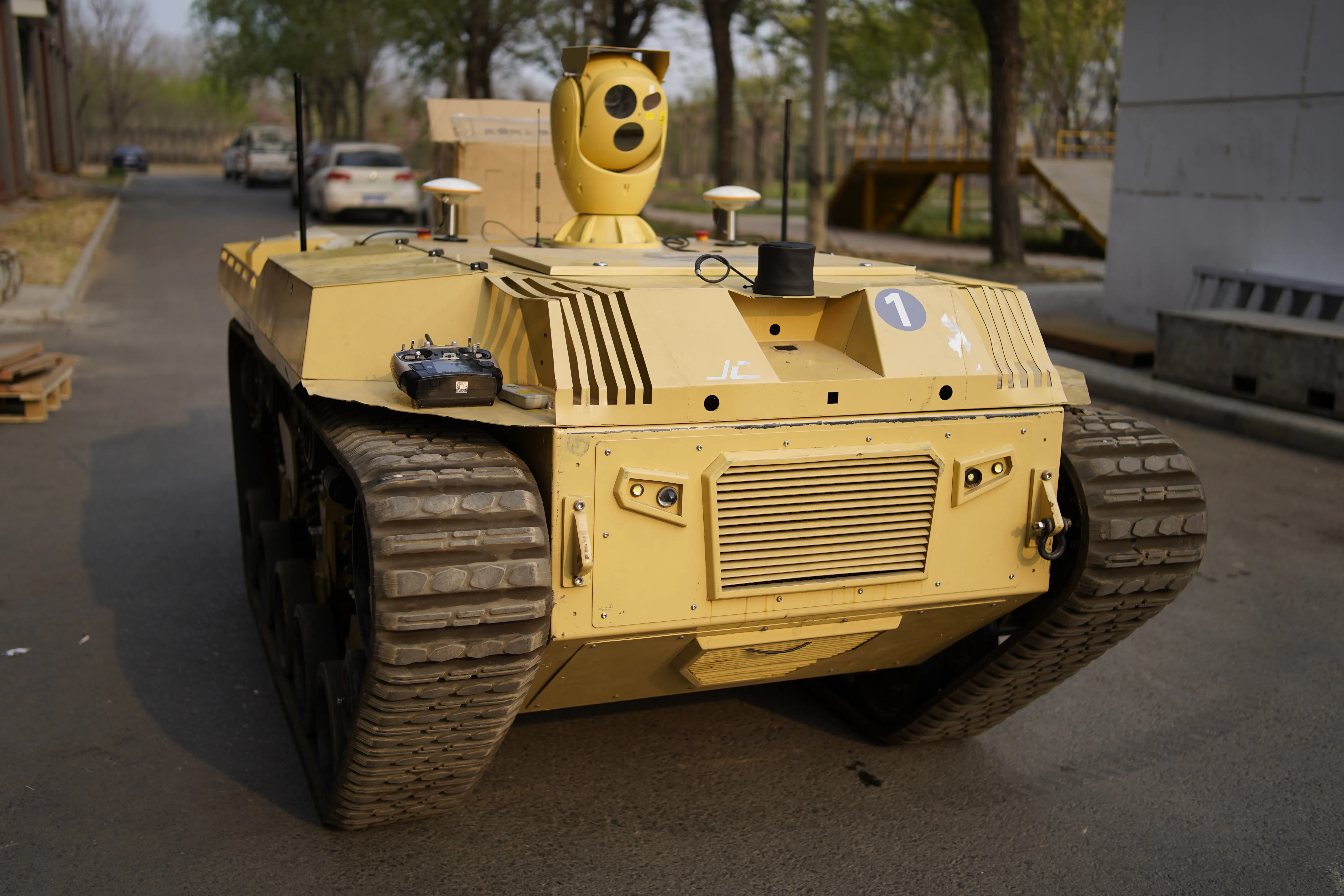 Komodo-12履带式机器人底盘